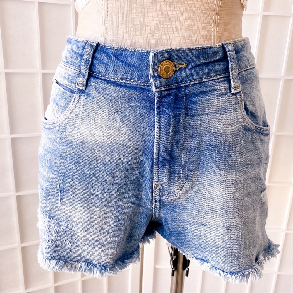 ZARA TRF DENIM High Rise Cutoff Shorts - Picture 4 of 10